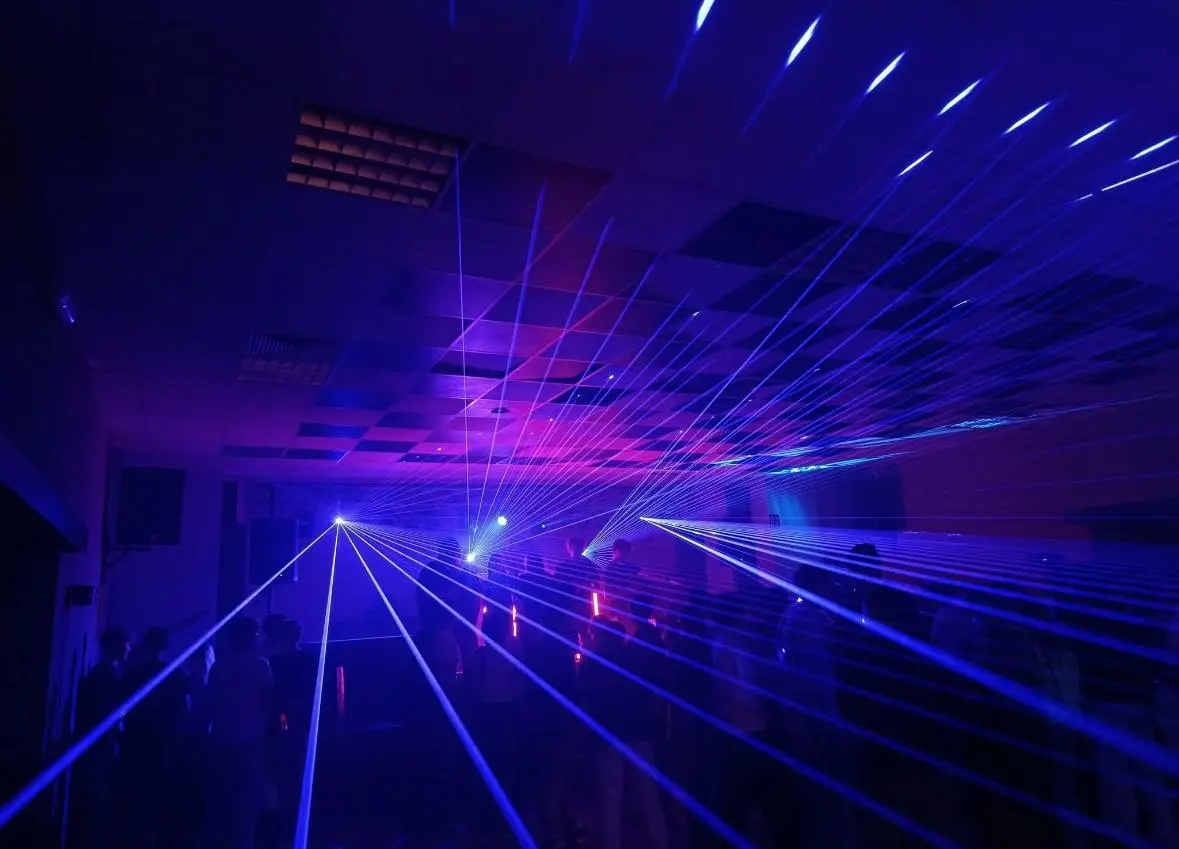 DJ Redhead Setup
